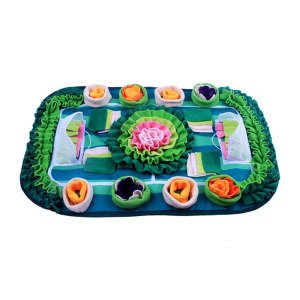 Multifunctional Dog Snuffle Mat Slow Feeding Pad Stimulates Curiosity Through Interaction Play Engagement Treats Mat