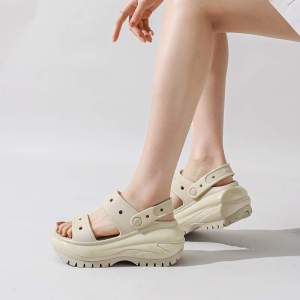 DÉP SANDAL NHỰA ĐI MƯA CROCS MEGA CRUSH CAO 8CM CHO NỮ TẶNG 10 STIC màu kem