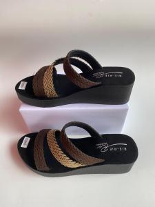 Sendal wanita kekinian 2023/Sandal Wedges Model Terbaru 2023