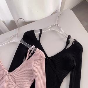 ฤดูใบไม้ผลิและฤดูใบไม้ร่วง สไตล์ใหม่ เสื้อกล้ามสีชมพูอัจฉริยะ Pei Xiunv เสื้อกันหนาวปลอมสองชิ้น V ซูเวเตอร์ถักสไตล์ Pure Desire 2107