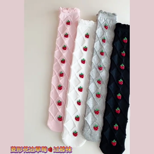 1 Pair Childrens Strawberry Printed Socks Spring Autumn Girls Long Tube Socks Beautiful Infants Kids High Tube Socks