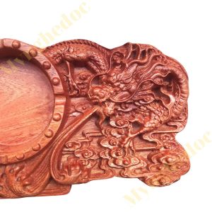 Gạt tàn thuốc bằng gỗ gõ chạm rồng độc đáo hàng dày đẹp độ bền theo thời gian không sợ bể vỡ.