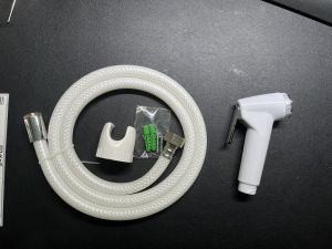 Vòi Xịt Vệ Sinh Bồn Cầu Visenta Nhựa Abs Trắng Ti Thau Cao Cấp Vx09