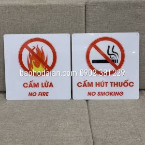 Bảng mica cấm lửa cấm hút thuốc kích thước 30 x 30cm