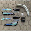 Satu Set Full Set Cover Body Set Honda Win 100 Warna Hitam Set Striping Variasi Keren Warna Biru Keren Set Spakbor Depan Set Karet Skok. 