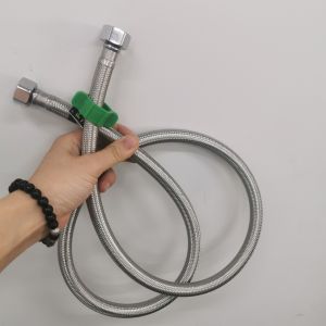 [SUS 304] Một Sợi Dây Cấp Nước Bình Nóng Lạnh Dây Cấp Nước Bồn Cầu FOXIS-20/30/40/50/60CM inox 304 đầu ốc inox 201 mạ crome ti đồng lõi cao su tổng hợp EPDM chịu áp lực cao và nhiệt độ cao. Lõi dây phi 14