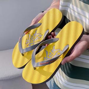 New MenS Flip-Flops For Summer Non-Slip Soft Sole Versatile Trendy Beach Shoes For Men In Stock