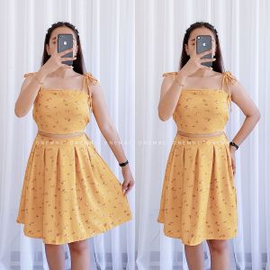 DNEMNLPH Francine Coordinates (Korean Inspired Floral Freesize Summer Beach Comfy Outfit Special Fabric On Hand)