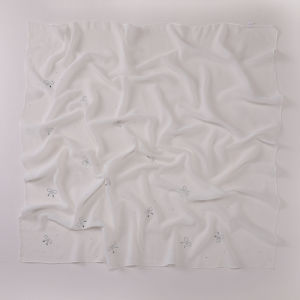 Jifang พลอยเทียมประกายระยิบระยับ90X90ซม. โบว์โบว์โบว์ผ้าพัชมีนามุสลิมผ้าพันคอสี่เหลี่ยมจัตุรัสชีฟองแบบพองเรียบฮิญาบ WC101