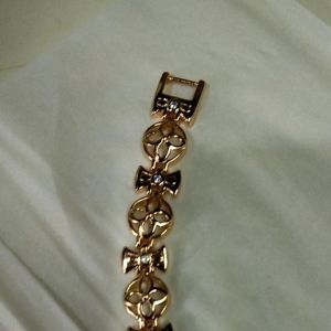 Perhiasan Imitasi Lapis Emas Gelang Plat BUTTERFLY