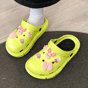 NDDshop สุดคุ้มเวอร์📌 รองเท้าผู้หญิง รองเท้าแฟชั่นสายคาดสุดเก๋พร้อมตัวการ์ตูนติด Piglet น่ารักประดับ ราคามิตรภาพวัยรุ่น นักศึกษายังชอบ?