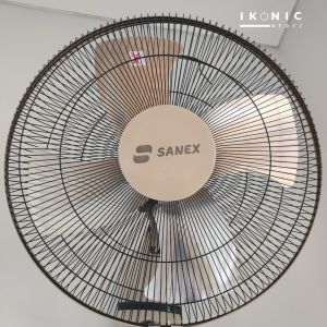 IKONIC Kipas Angin Dinding Tornado Besi Wall Fan Sanex 18" 100% Original Garansi Resmi