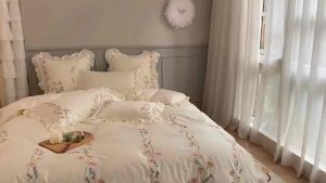 Bộ ga gối vỏ chăn lụa thêu hoa dây Flower rất dịu dàng quyến rũ 4 món