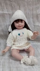 Búp Bê Thân Gòn Mắt Tít 4 Răng Áo Len Trắng NPK 55 cm = 22 inch Vynil Reborn Baby Doll PVN10257