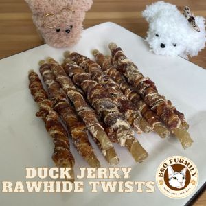 CLEAR STOCK (Exp : Apr 2026) BO FURMILY – Chicken & Duck Jerky Rawhide Twists 50g & 100g - Pet Treat / Dog Food / Pet Snack / Dog Snack / Dog Training Snack / 宠物零嘴鸡肉缠牛皮卷鸭肉缠牛皮卷