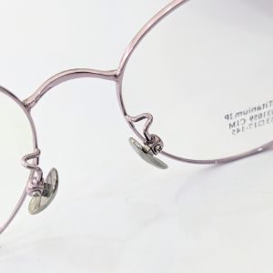 Cặp đệm mũi titanium - Mắt Kính Bảo Tín