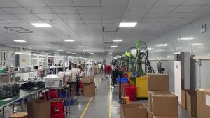 2026 Bán Nóng [ Được vận chuyển từ Trung Quốc ]2026 Hộp quà tặng năm con Ngựa cáp dữ liệu tùy chỉnh logo Cáp sạc đa năng 3 trong 1 có thể thu gọn quà tặng nhỏ cáp sạc một ra ba. B3