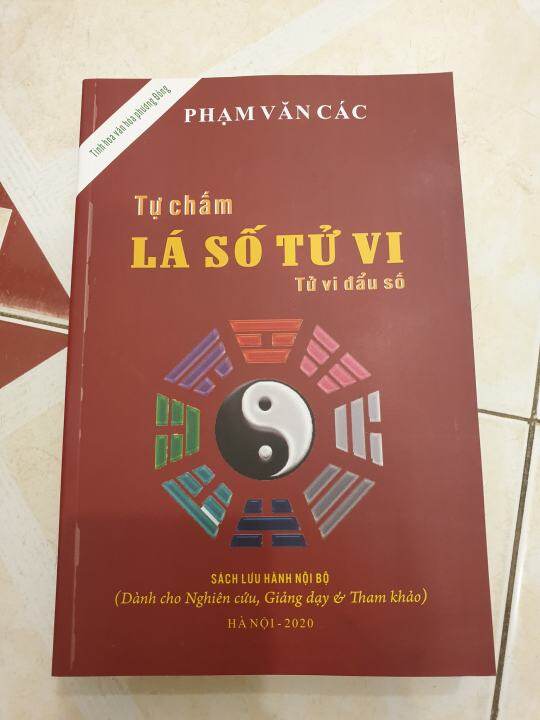 Sách Lá Số Tử Vi: Khám Phá Bí Ẩn Vận Mệnh Qua Từng Trang Sách