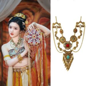 BEAUTYLADIES รูปทรงเรขาคณิต สร้อยคอสไตล์ชนเผ่า หินหลากสี วินเทจ สร้อยคอพู่โบฮีเมียน เรโทร เครื่องประดับคอคอ โซ่สเวตเตอร์ เทศกาลในงานเทศกาล