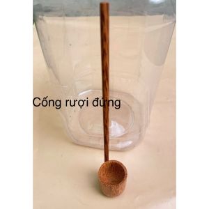Cống múc rượi ly đong rượi dạng đứng bằng gỗ dừa PHÚC HƯNG PHÁT kích thước R4cmxD14cm.