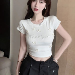 PM❀ 2025เสื้อครอปเเขนสั้นคอกลม เสื้อครอปมินิมอล สไตล์เกาหลี เรโทร แฟชั่นฤดูร้อน สําหรับผู้หญิง เสื้อผู้หญิง