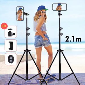 ชุดขา กล้องเซลฟี่ 2.1 เมตร (ปรับได้สูงสุด 210cm ขั้นต่ำ 72cm) + รีโมทบลูทูธ หัวต่อมือถือ ตัวสกรู รุ่น Tripod พร้อมส่ง