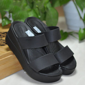 Giày dép crocs chuẩn xịn chống hôi chân nhựa tế bào êm mềm dẻo bền đi mưa lội nước đi biển đế xuồng 6cm blooklyn mid wedge màu đen