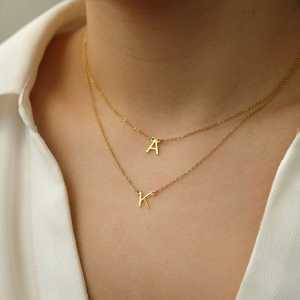 PinkMe - Kalung Inisial Alfabet A - Z | Minimal Initial Letter Alphabet Necklace 18K Gold Plated Stainless Steel