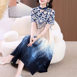 ₪๑ஐ Aiden001 Middle-Aged And Elderly Women Short-Sleeved Retro Improved Loose Plus-Size Long Retro Dress S3250