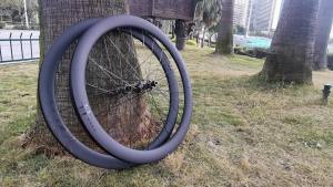 2026 Super Light 28/30mm 700c Carbon Wheels Disc Brake Road UKS210 36T Ratchet Clincher Tubeless Pillar 1423 Road Disc Wheelset