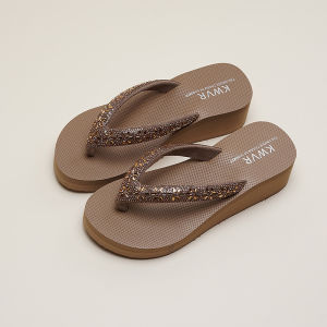 Free Shipping WomenS Diamond-Embellished Sandals 2026 Summer Fashion Flip-Flops Beach Shoes Clip-On Sandals With Wedge Heel And Thick Sole