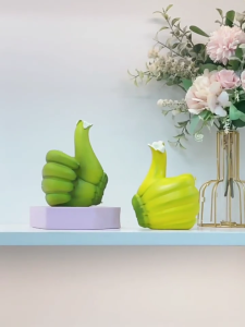 Stylish Resins Banana Ornament for Home and Office Decors Novelty Funny Banana Thumb Up Hand Gesture Sculpture Gift