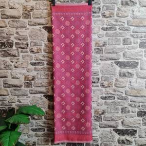 89.ผ้าฝ้าย ผ้าทอทั้งผืน ลายยกดอกวอแหวน สีแดง