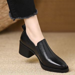 Free Shipping Retro Thick-Soled WomenS Leather Shoes 2026 Spring/Autumn New Collection Chunky Heel Slip-On Style Versatile And Fashionable Flats