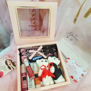 BEAUTYGIFT - Hampers Valentine Kado Boneka Bear - Coklat Lipstik GB024