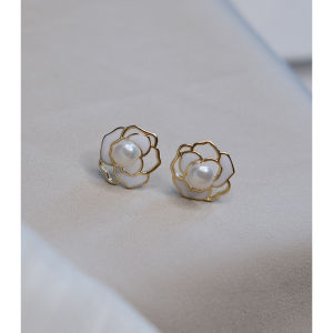 Camellia Flower Earrings inlaid with pearl S925 silver needle