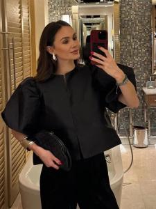 Fashion Solid Short Puff Sleeve Cropped Top Women Elegant Glossy Satin Round Neck Loose Shirt 2026 Commuter Street Blouses New2026