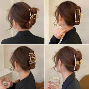 Kẹp tóc kim loại sau đầu phong cách tối giản lịch sự trang nhã và sang chảnh dành cho nữ