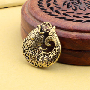 Tượng Nhỏ Bằng Đồng Kiểu Dáng Cá Chép Chữ Phúc (Kích Thước: 3.0 x 2.8cm)