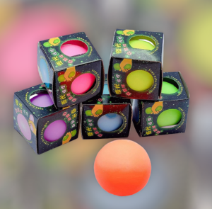 Luminous Squishy Balls Mainan Bola Menyala dalam Kegelaapan Pereda Stress Glow