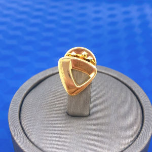 Huy hiệu cài áo - Pin cài áo Vietcombank đồng mạ vàng - Q.1 Tp.HCM