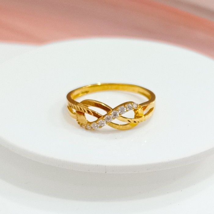 cincin wanita model infinity markis stylish dan elegan minimalis emas