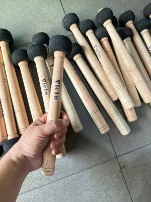 Dùi trống cái. Dùi đánh trống đội giá 30K