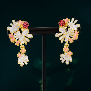 Fashionable Ring Gift 银针镶钻滴油花朵吊坠耳环小清新气质耳钉小众百搭高级感耳饰批发