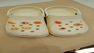 Charm sticker jibbitz 3D gắn dép sục dép cross mẫu A76 các loại bánh