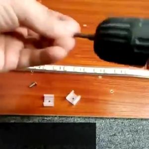 100pcs 6-10mm LED Strip Fix Clips Holder With Screws For Fixing 2835 Neon Light 220V Flexible COB