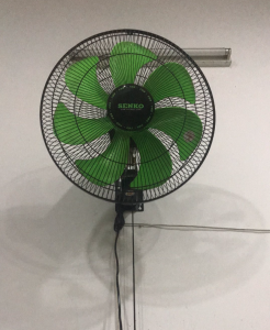 Quạt treo tường Senko TC1622 công suất 65W 3 tốc độ gió - Hàng chính hãng