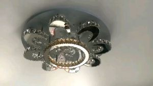 Đèn trần Led Euroton 6021 nổi bật với thiết kế sang trọng Luxury