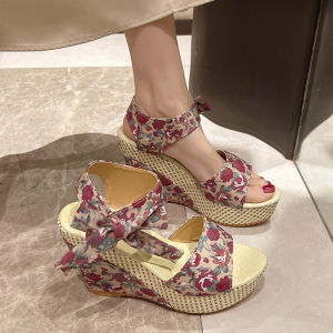Free Shipping WomenS New Style Wedge Sandals Featuring Floral Patterns Suitable For Vacations And Beach Outings With A Fish-Mouth Design Thick Soles And A Lightweight Comfortable Platform