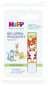 [Bill Đức] Son dưỡng môi hữu cơ siêu nhạy cảm Hipp cho bé từ 1 tuổi 48 g - Son có thể tán dễ dàng không dính và để lại cảm giác mềm mại dễ chịu  ✅ Chỉ chứa các nguyên liệu từ canh tác hữu cơ được chứng nhận  ✅ Có sẵn bốn họa tiết dễ thương khác nhau